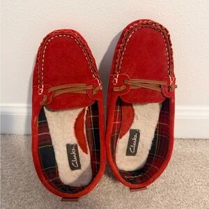 Clarks Red Plaid Lined Slippers
